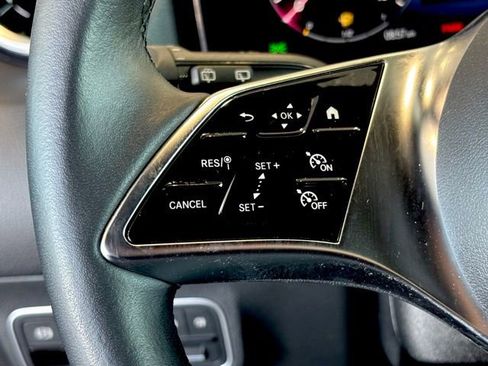 Certified 2025 Mercedes-Benz GLA 250 image 18