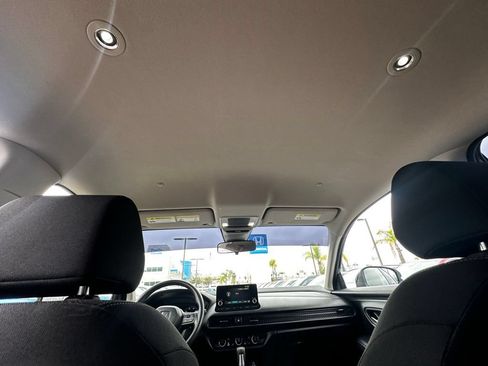 Used 2024 Honda HR-V LX image 17
