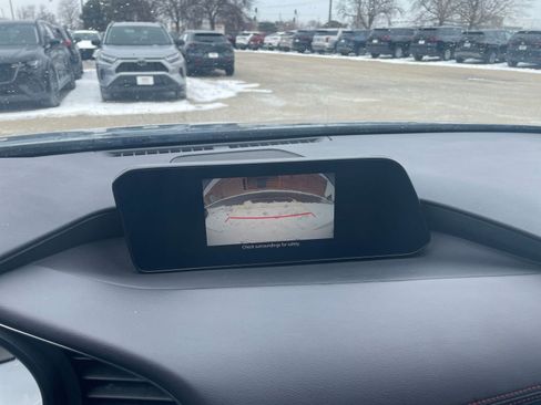 Used 2025 MAZDA MAZDA3 s image 24