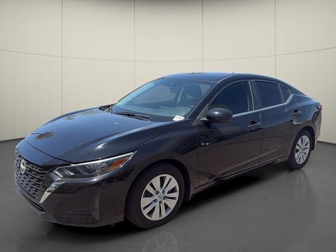 Certified 2025 Nissan Sentra S FWD image 3