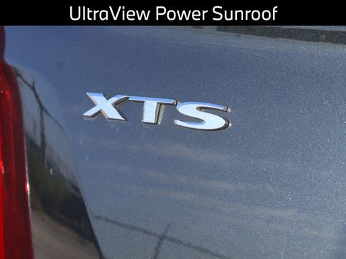 Used 2019 Cadillac XTS Luxury image 9