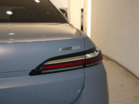 Certified 2023 BMW i7 xDrive60 image 6