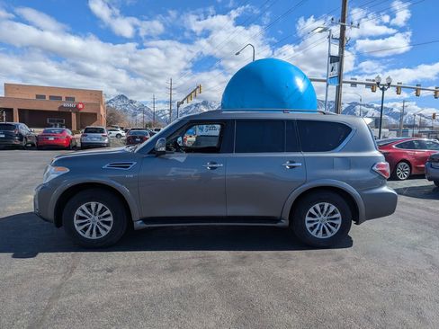 Used 2017 Nissan Armada SV image 8