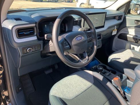 New 2026 Ford Maverick XLT image 27