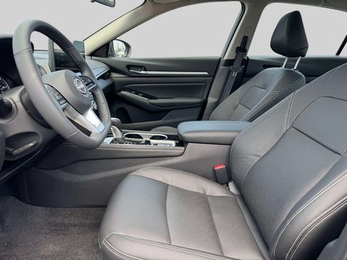 Certified 2025 Nissan Altima 2.5 SL FWD image 14
