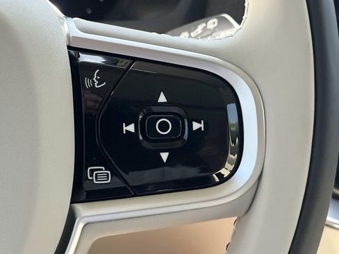 New 2026 Volvo XC90 T8 Ultra w/ Protection Package Premier AWD/4WD image 29