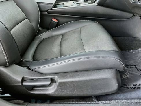 Used 2018 Honda Accord Sport image 31