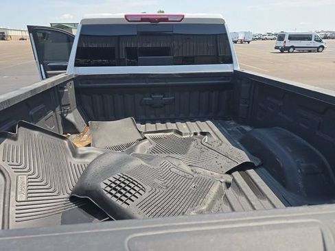Used 2025 Chevrolet Silverado 2500 LTZ w/ LTZ Premium Package AWD/4WD image 16