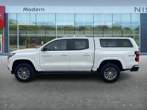 Used 2024 Chevrolet Colorado LT w/ LT Convenience Package III image 7