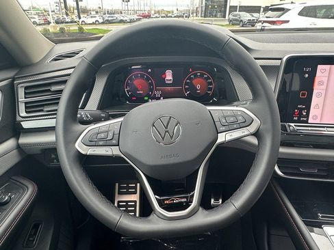 New 2026 Volkswagen Atlas Peak Edition AWD/4WD image 11