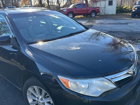 Used 2012 Toyota Camry XLE image 4
