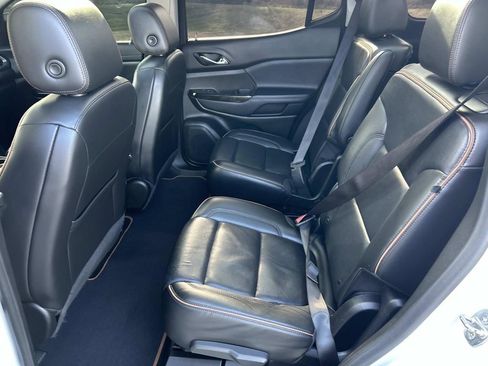 Used 2021 GMC Acadia AT4 w/ Technology Package image 21