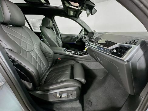 New 2026 BMW X5 xDrive40i w/ M Sport Package image 29