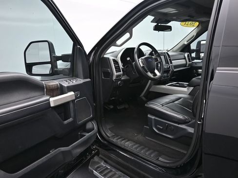 Used 2021 Ford F350 Lariat w/ Lariat Ultimate Package AWD/4WD image 12