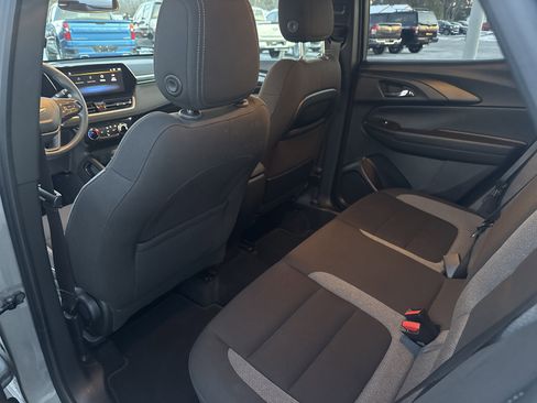 Used 2024 Chevrolet TrailBlazer LT image 14