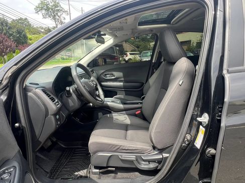 Used 2022 Honda HR-V EX image 28