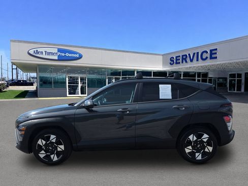 Certified 2024 Hyundai Kona SEL FWD image 5