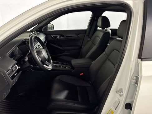 Used 2025 Honda Civic Sport image 11