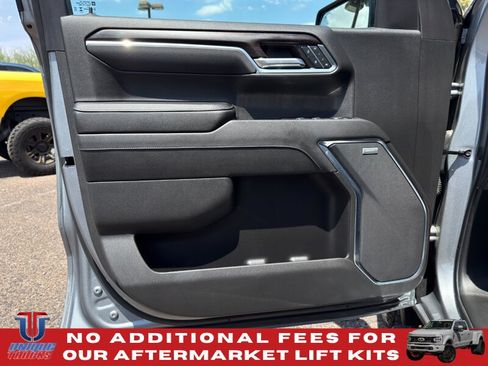 Used 2024 GMC Sierra 1500 SLT w/ SLT Premium Plus Package AWD/4WD image 17