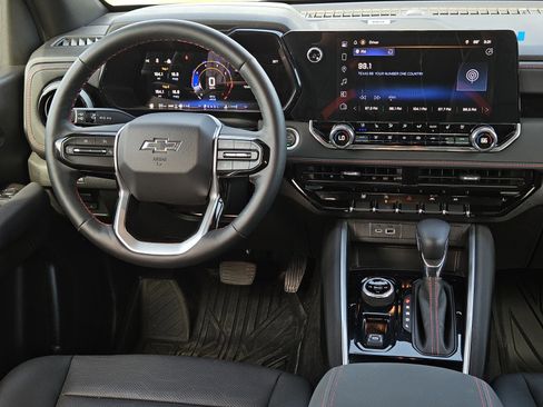 Used 2024 Chevrolet Colorado Z71 w/ Z71 Convenience Package 2 image 28