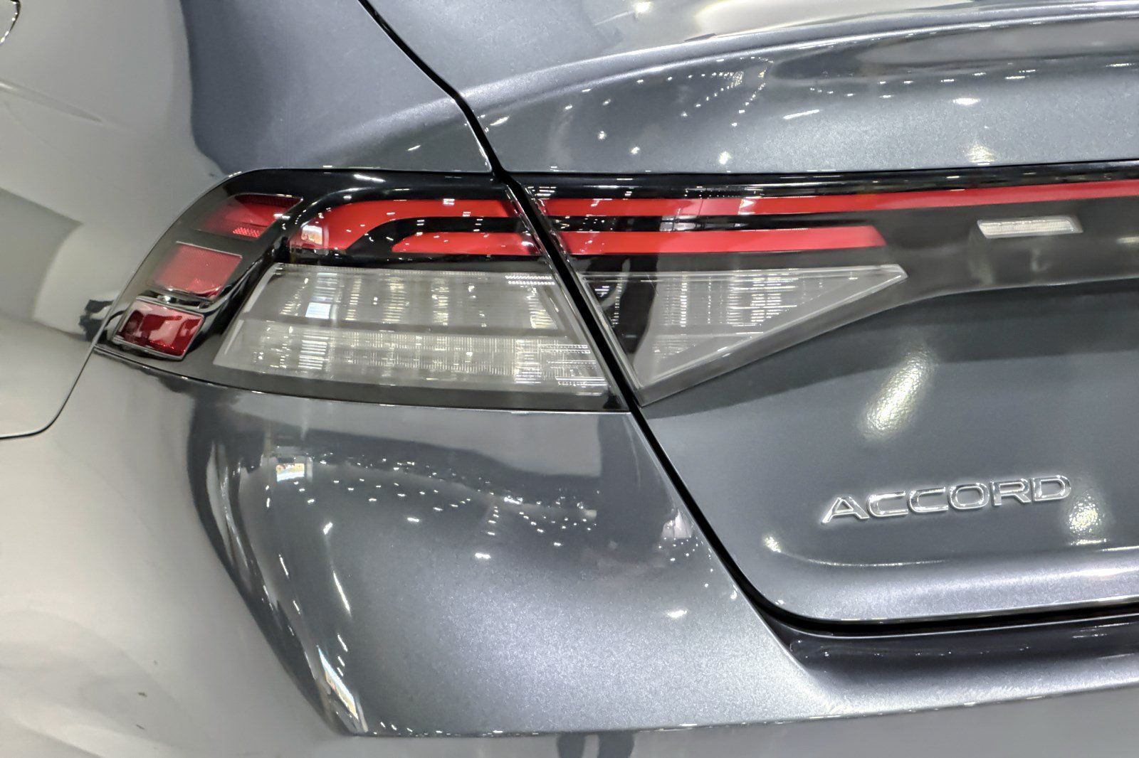 Used 2024 Honda Accord EX image 28
