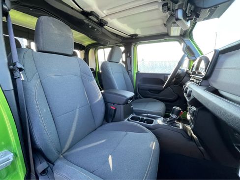 New 2025 Jeep Gladiator Sport image 29