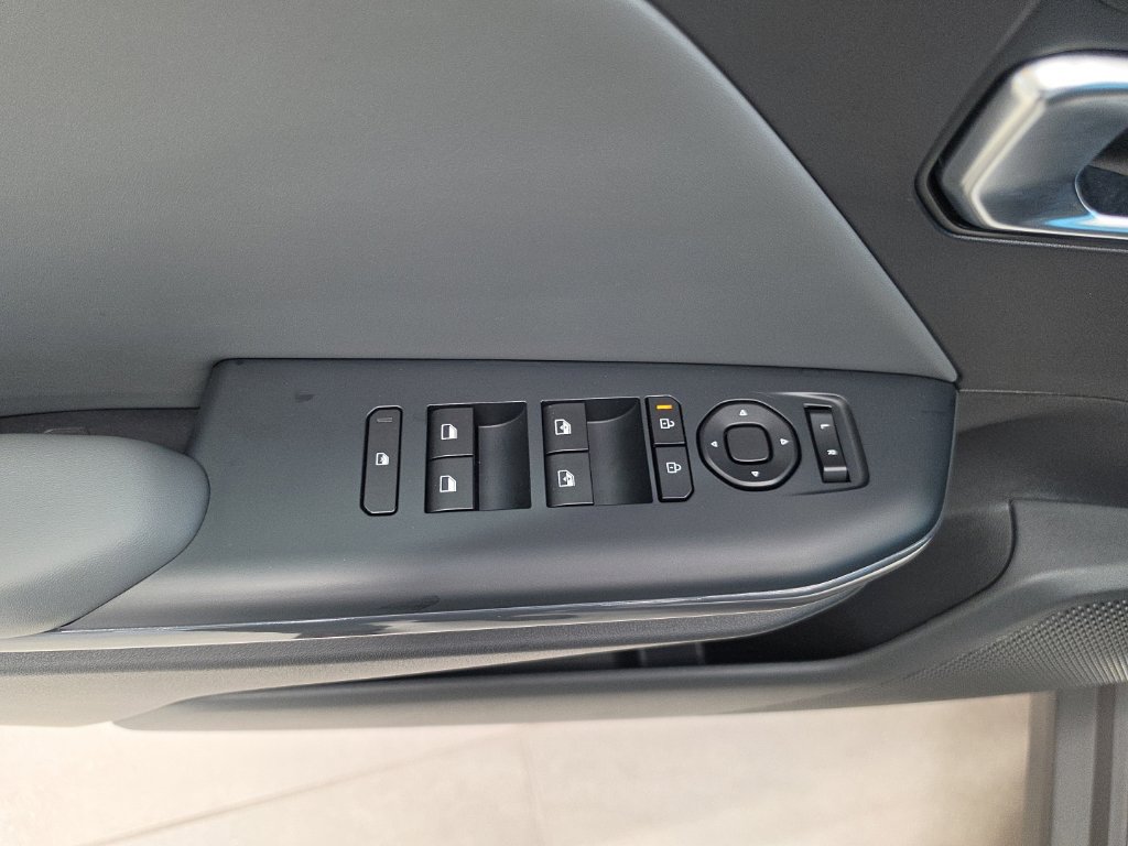 Certified 2026 Kia K4 EX FWD image 35