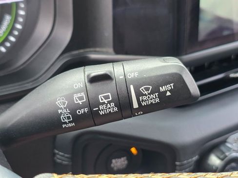 Used 2024 Jeep Wrangler Unlimited Sahara image 42