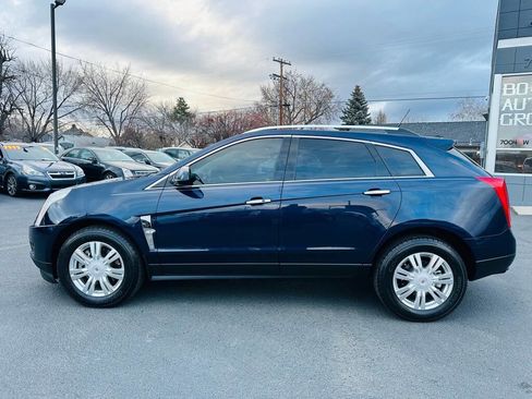 Used 2011 Cadillac SRX Luxury image 4