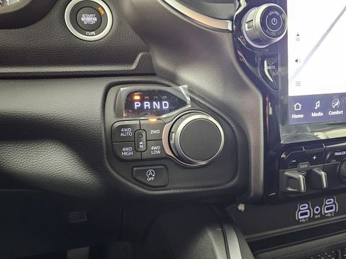 New 2026 RAM 1500 Big Horn AWD/4WD image 31