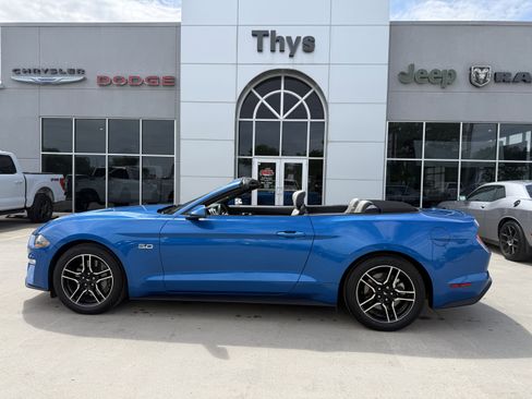 Used 2020 Ford Mustang GT Premium RWD image 31