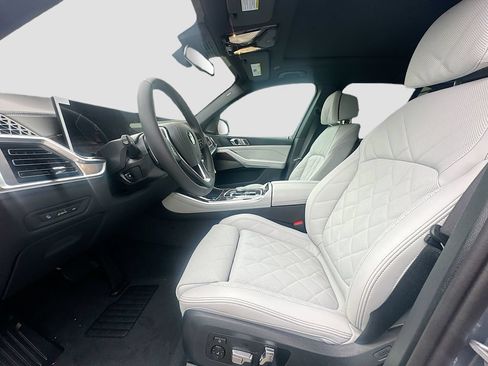 New 2026 BMW X5 xDrive40i AWD/4WD image 22