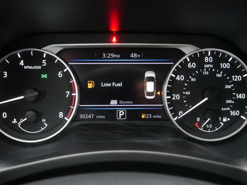 Certified 2022 Nissan Sentra SV w/ Trunk Package image 21