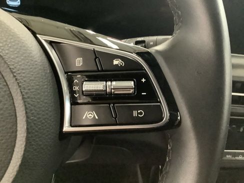 Certified 2025 Kia Seltos S AWD/4WD image 21