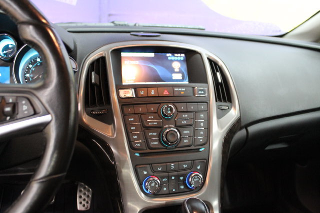 Used 2015 Buick Verano Premium FWD image 19