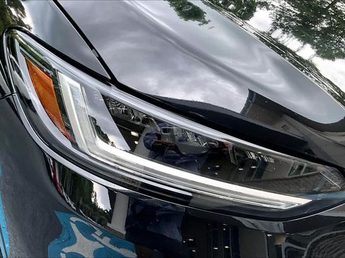 Used 2024 Honda HR-V Sport image 27