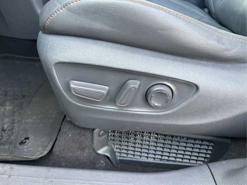 Used 2021 Toyota Sienna XLE image 20