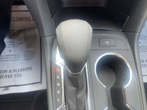 Used 2024 Chevrolet Equinox LT image 28