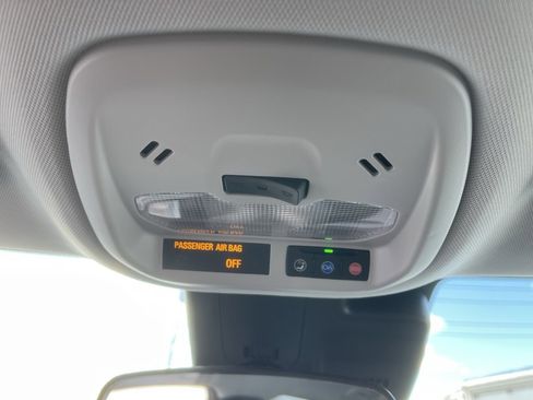 New 2026 Chevrolet Trax LT w/ LT Convenience Package image 15