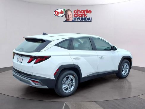 New 2026 Hyundai Tucson SE FWD image 5