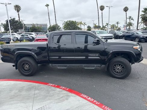Used 2017 Toyota Tacoma TRD Sport RWD image 31