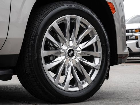 Used 2021 Cadillac Escalade Premium Luxury w/ Driver Assist Tech Package image 66