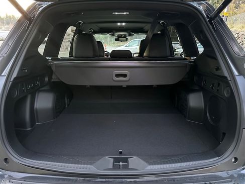 New 2025 Subaru Forester Touring image 27