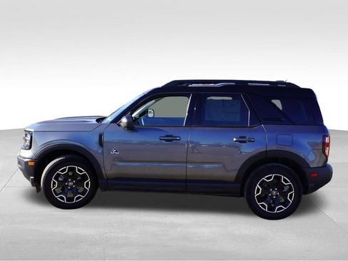 Certified 2025 Ford Bronco Sport Outer Banks w/ Outer Banks Tech Package+ AWD/4WD image 9