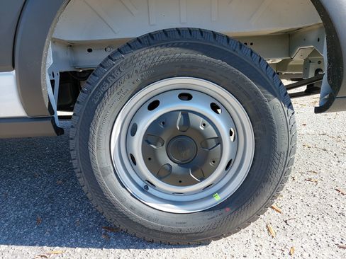 New 2026 Ford Transit 250 Base image 32