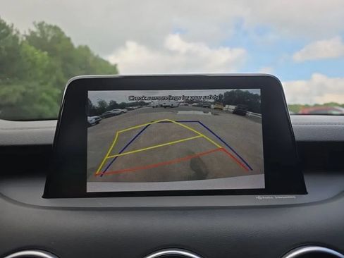Used 2018 Kia Stinger GT1 AWD/4WD image 28