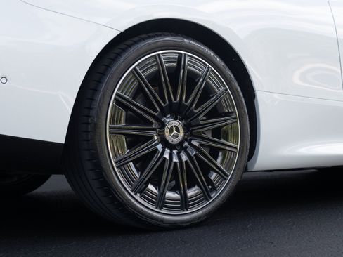 Used 2025 Mercedes-Benz CLE 450 4MATIC Cabriolet image 15