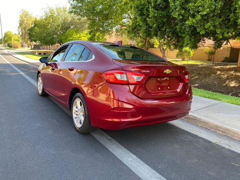 Used 2018 Chevrolet Cruze LT FWD image 64