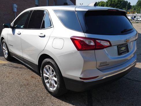 Used 2020 Chevrolet Equinox LT w/ Driver Convenience Package FWD image 5