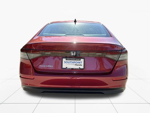 New 2025 Honda Accord SE image 7